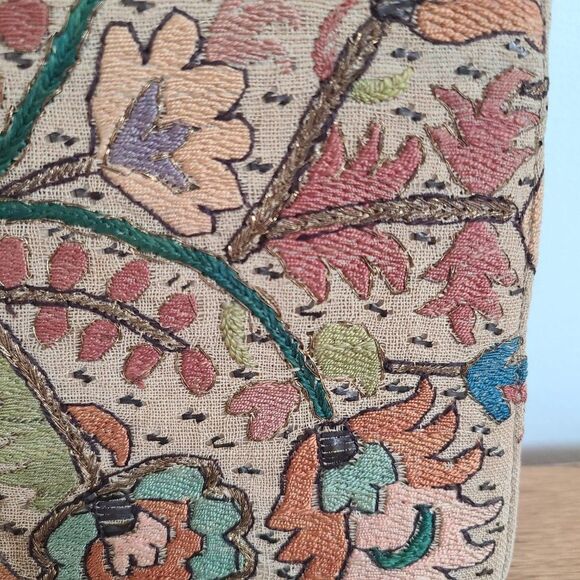 Vintage Floral Carpetbag Tapestry Needlepoint Embroidered Clasp Purse With Strap - Picture 5 of 15